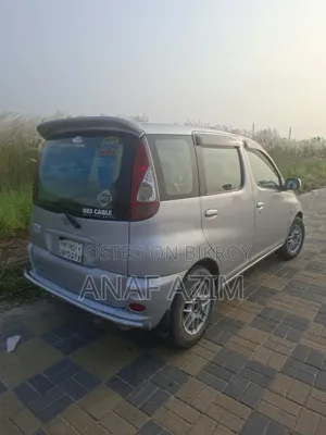 টয়োটা ফান কার্গো ২০০০ সিলভার