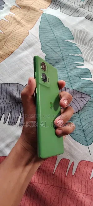 মোটরসাইকেল এজ ৫০ ফিউশন ৫১২ জিবি গ্রিন