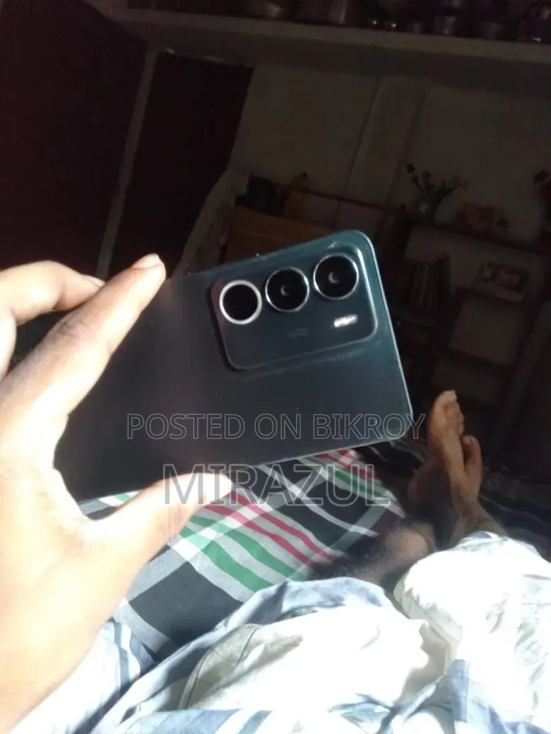 রিয়েলমি সি৭১ ১২৮ জিবি নীল
