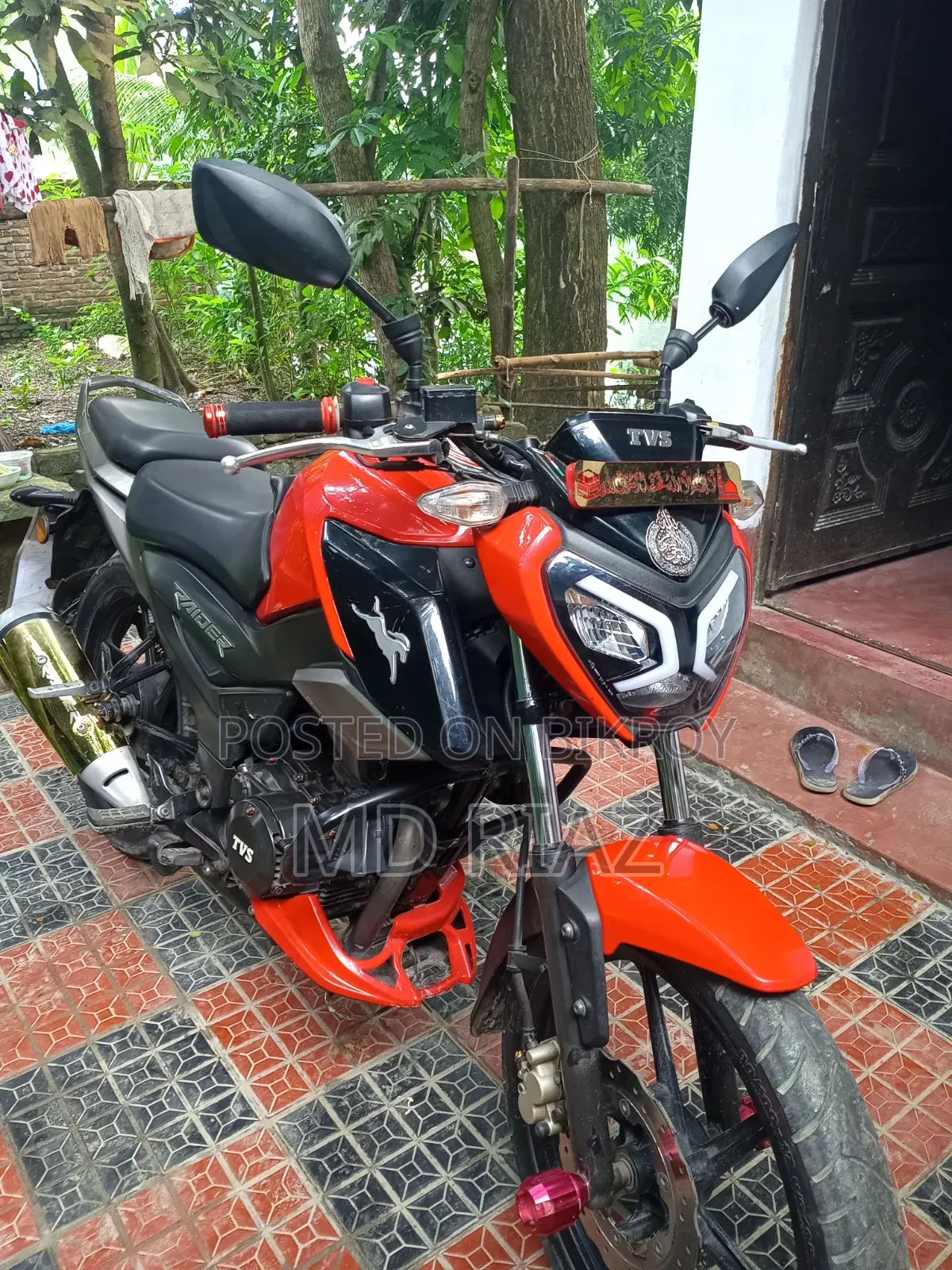 TVS Raider 125 2023 Red