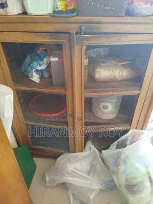 kitchen cabinet Urgent Sell
