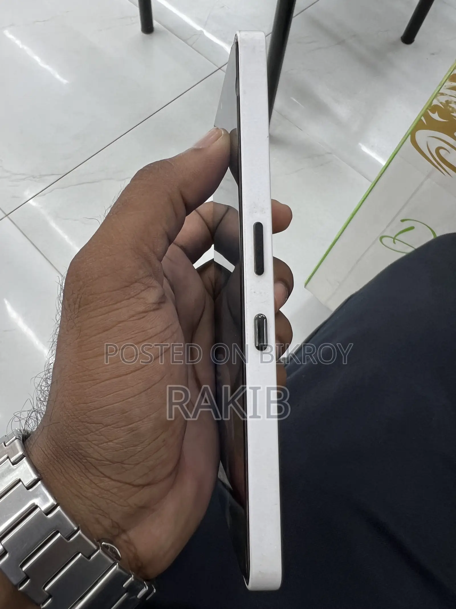নাথিং ফোন ৩এ ১২৮ জিবি সাদা