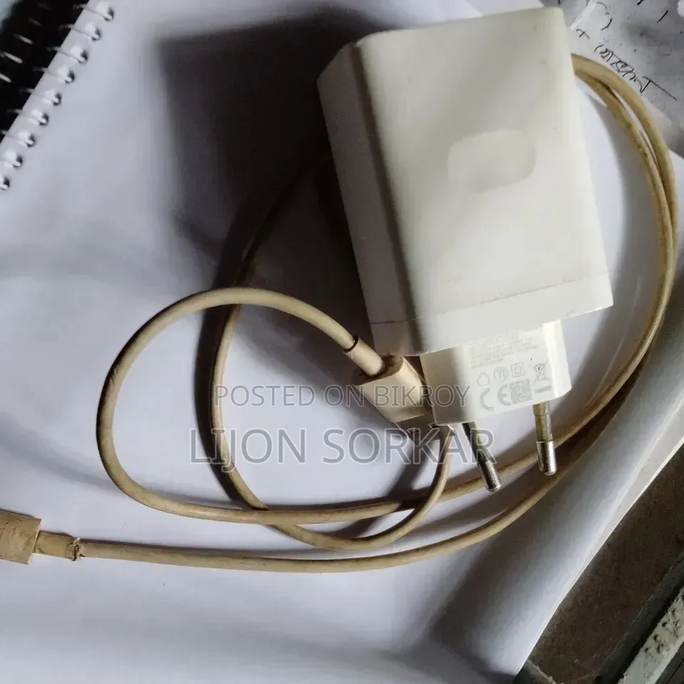 রিয়েলমি ৯ ফোনের (৩৩ ওয়াট) অরিজিনাল চার্জার