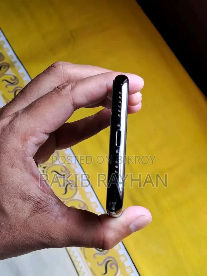 Apple iPhone XS 64 GB Black