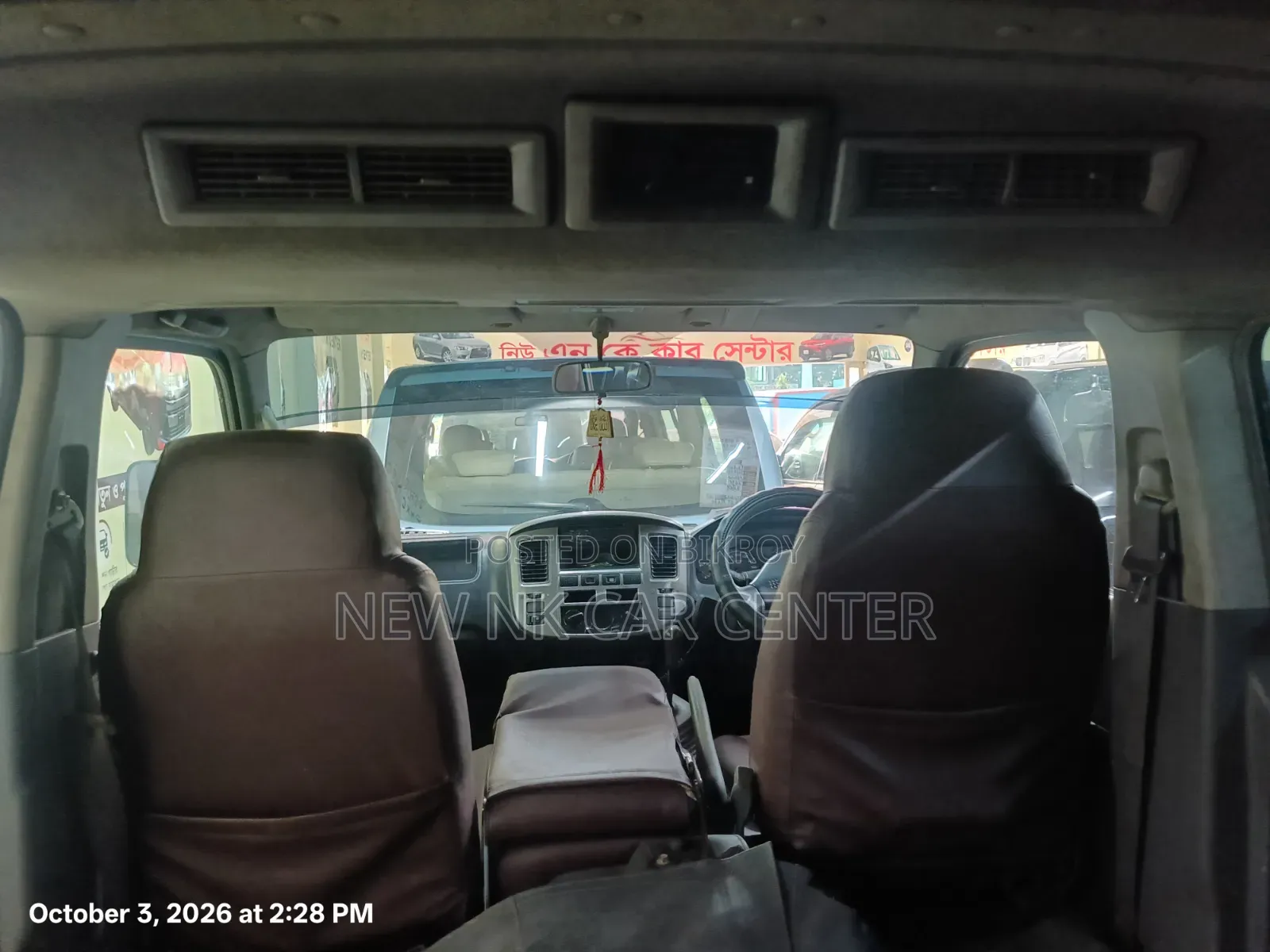 Nissan Caravan 2010 Silver