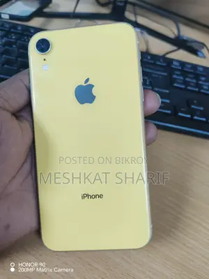 Apple iPhone XR 64 GB Yellow