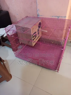 কাঠের প্রজনন বাসা সহ পাখির খাঁচা