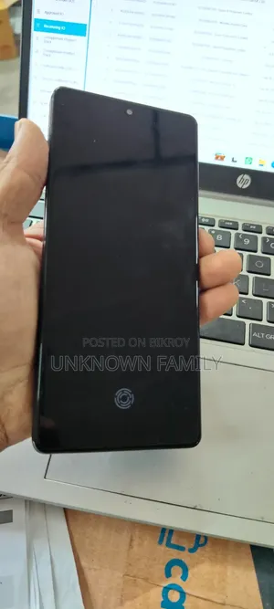 টেকনো ক্যামন ৩০এস ২৫৬ জিবি কালো