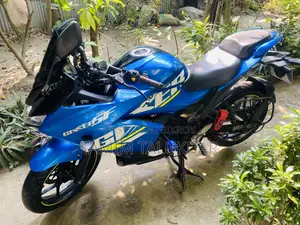 সুজুকি গিক্সার এসএফ ২০২১ ব্লু