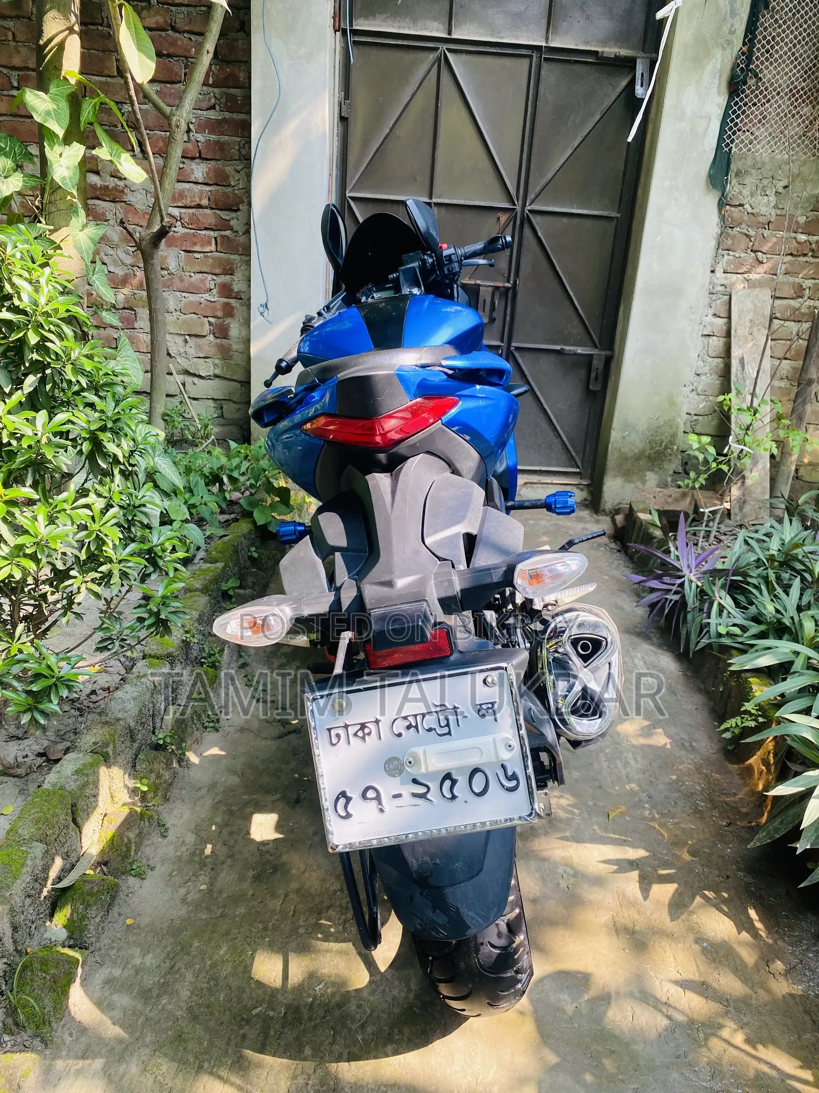 সুজুকি গিক্সার এসএফ ২০২১ ব্লু