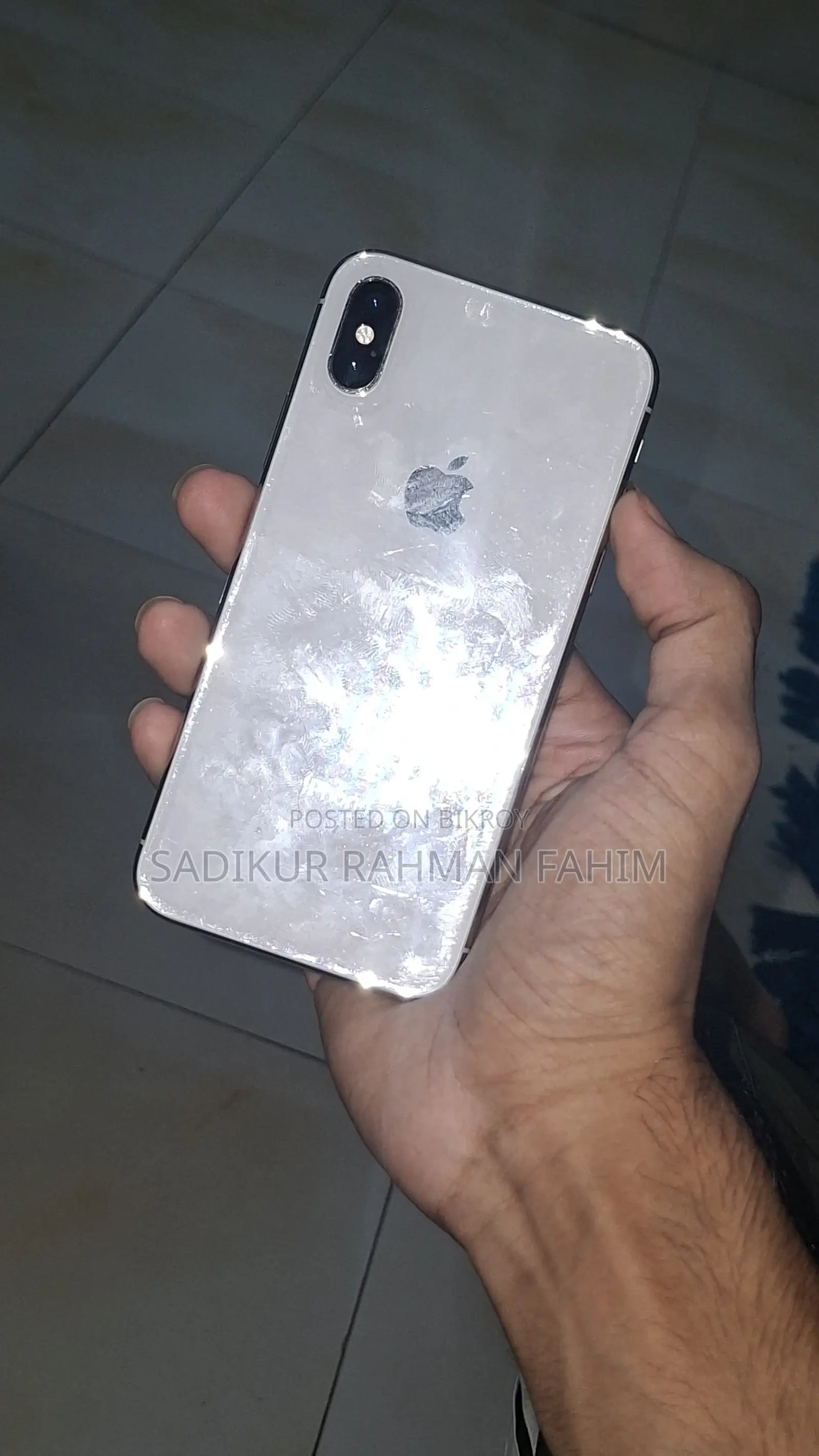 Apple iPhone X 64 GB White
