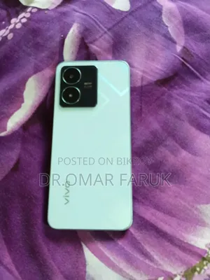 Vivo Y22s 128 GB Blue