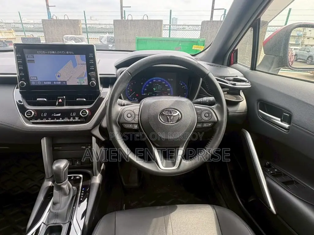 Toyota Corolla Cross 1.8 Hybrid FWD 2022 Red