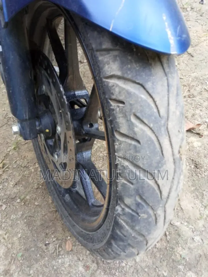 যমাহা এফজেডএস ভি২ ২০২৪ সবুজ