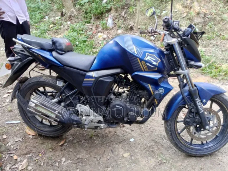 যমাহা এফজেডএস ভি২ ২০২৪ সবুজ