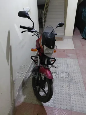 বাজাজ প্ল্যাটিনা ১০০ ২০১৪ রেড