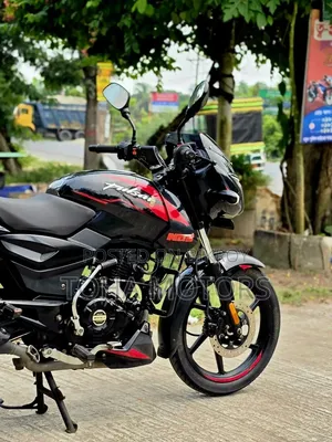 বাজাজ পালসার ১৫০ ২০২২
