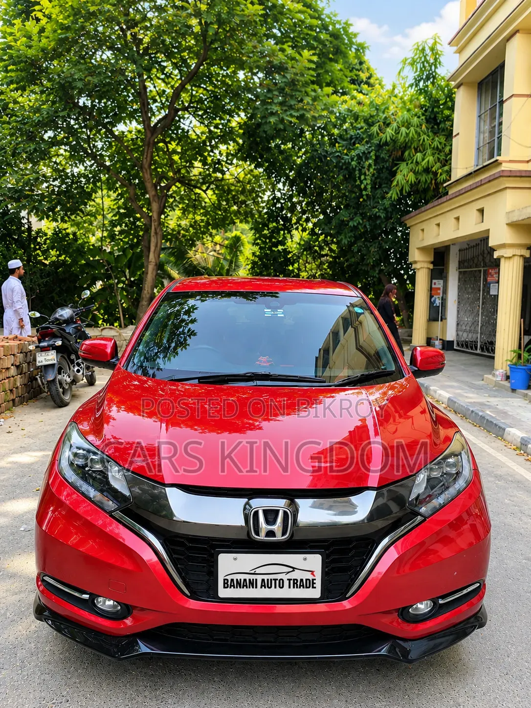 হোন্ডা ভেজেল ১.৫ হাইব্রিড ৪ডব্লিউডি ২০১৭ রেড