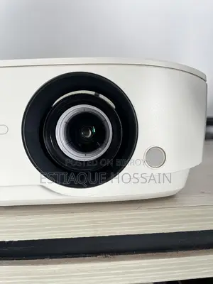 Benq Mh534 Projector