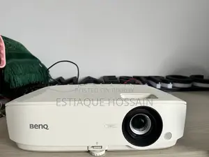 Benq Mh534 Projector