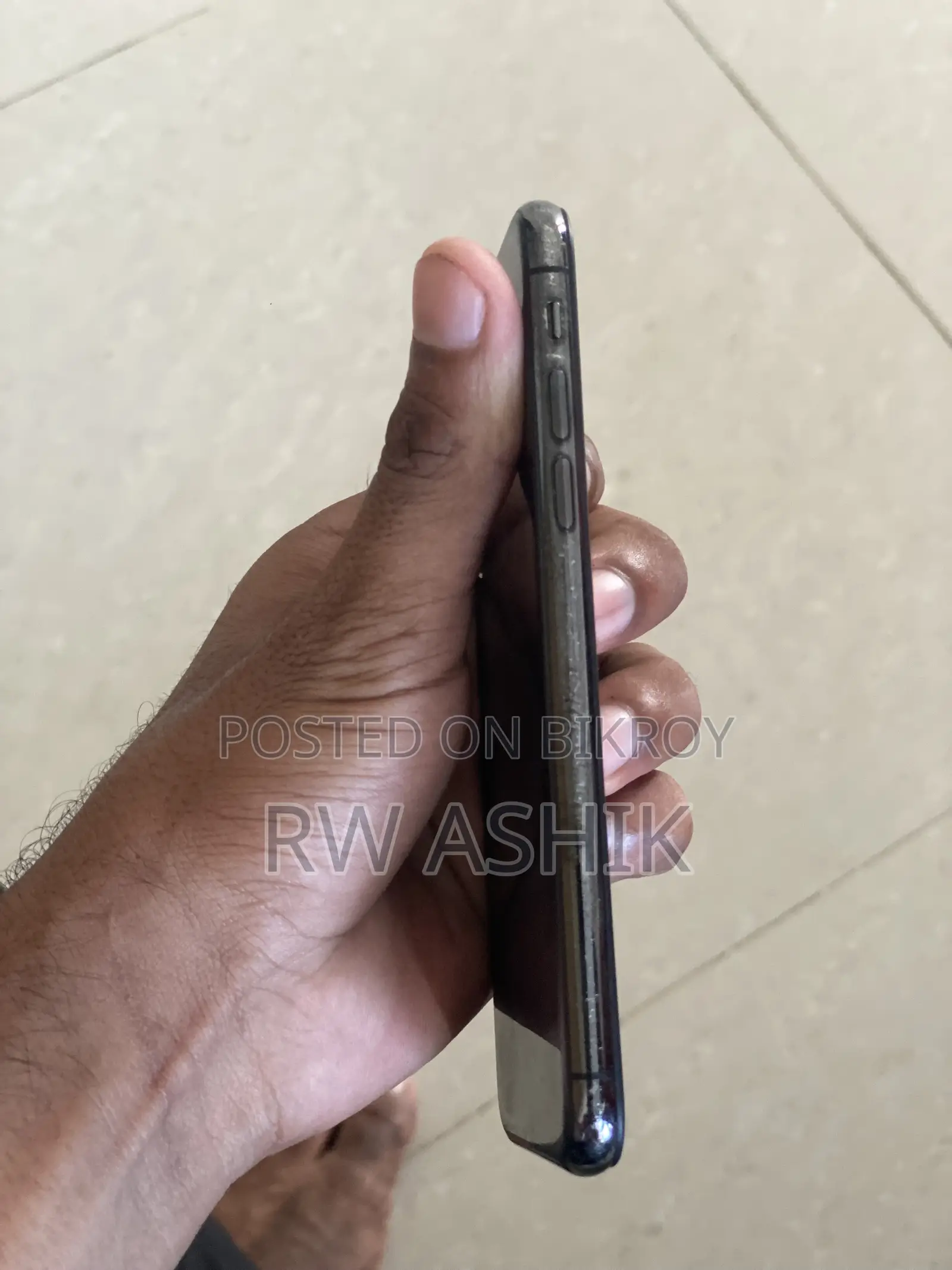 Apple iPhone X 64 GB Black