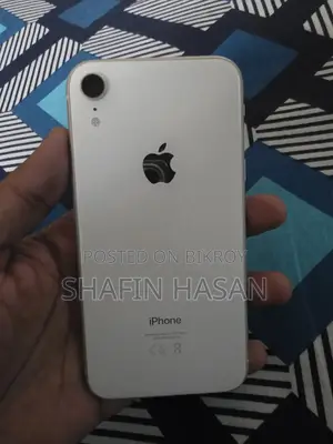 Apple iPhone XR 64 GB White