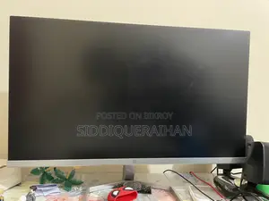 HP Monitor M22f