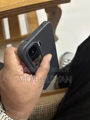 Vivo 128 GB Blue