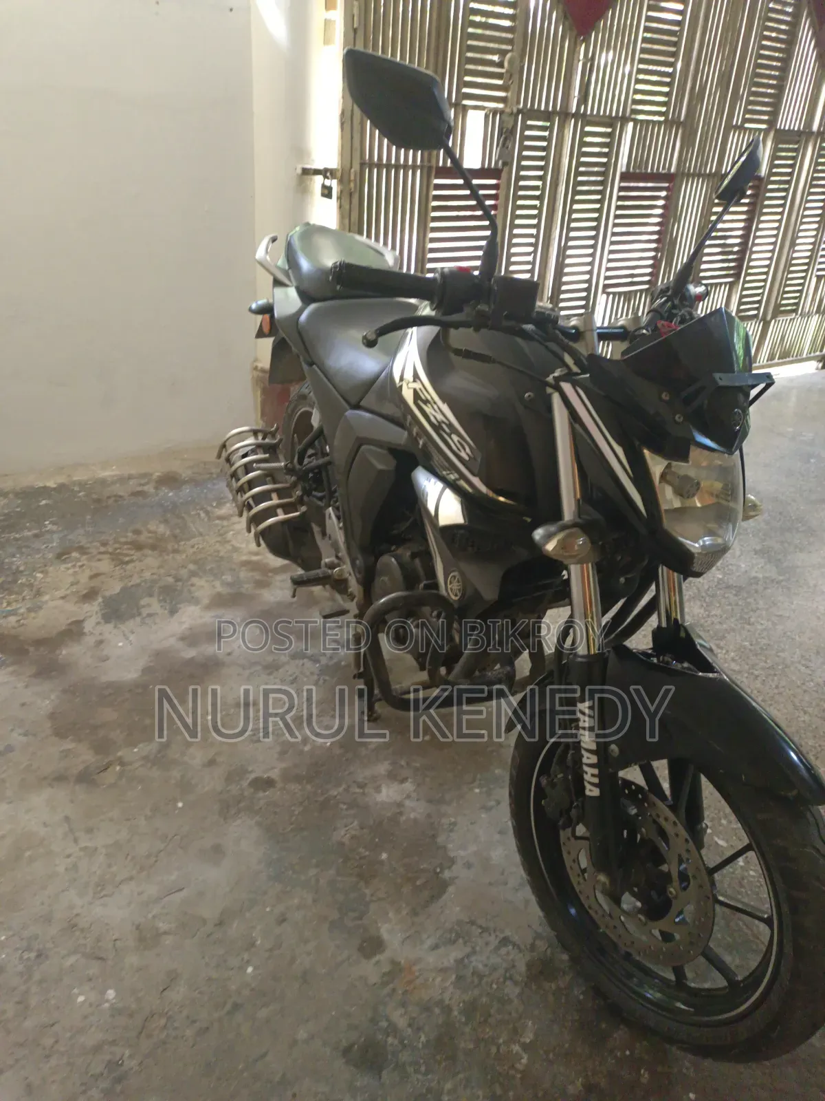 Yamaha FZS V2 2022 Black