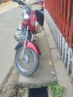 Bajaj CT 100 2016 Red