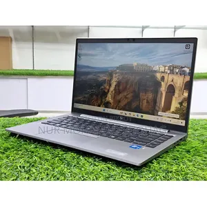 Laptop HP ZBook Firefly 14 G11 16GB Intel Core i5 SSD 512GB