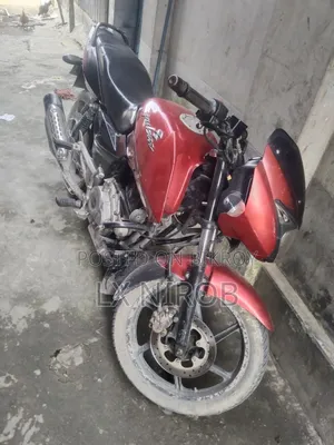 Bajaj Pulsar 150 2016 Red