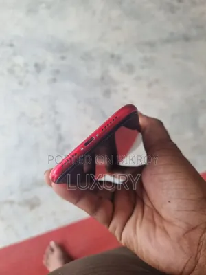 অ্যাপল আইফোন ১১ ১২৮ জিবি রেড