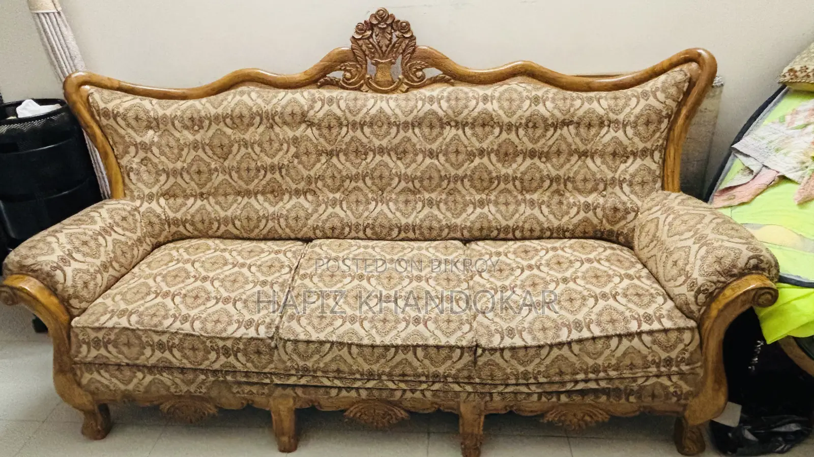 Classic Wooden Sofa Set – 3+2+1 Seater | Premium Design