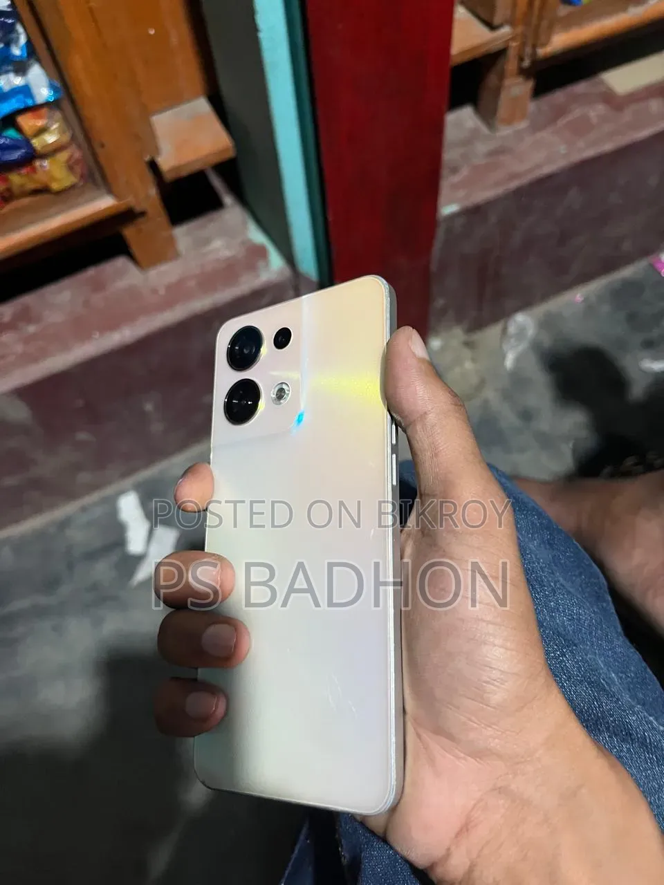 অপো রেনো ৮ প্রো ২৫৬ জিবি গোল্ড