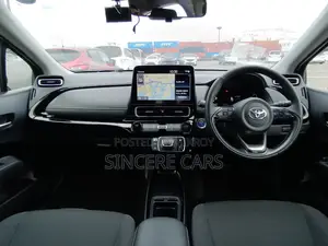 Toyota Aqua 2022 Brown