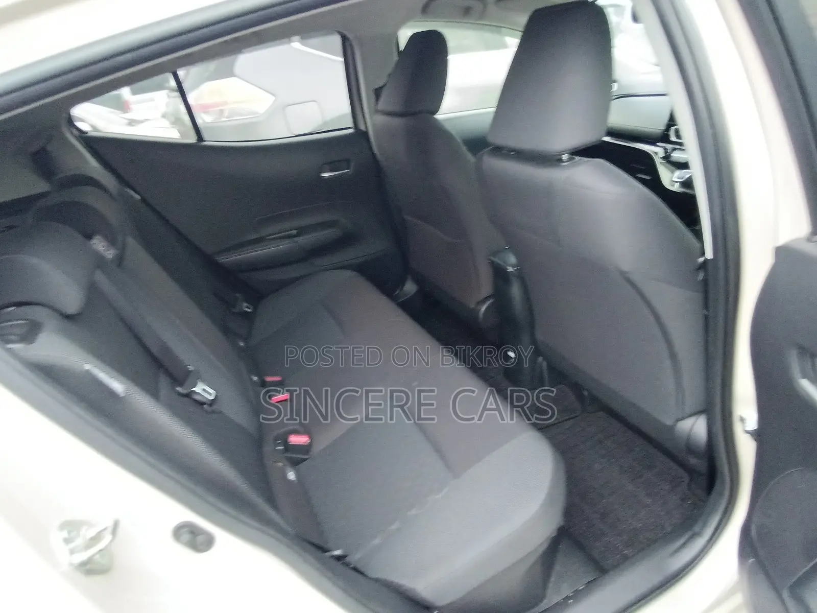 Toyota Aqua 2022 Brown