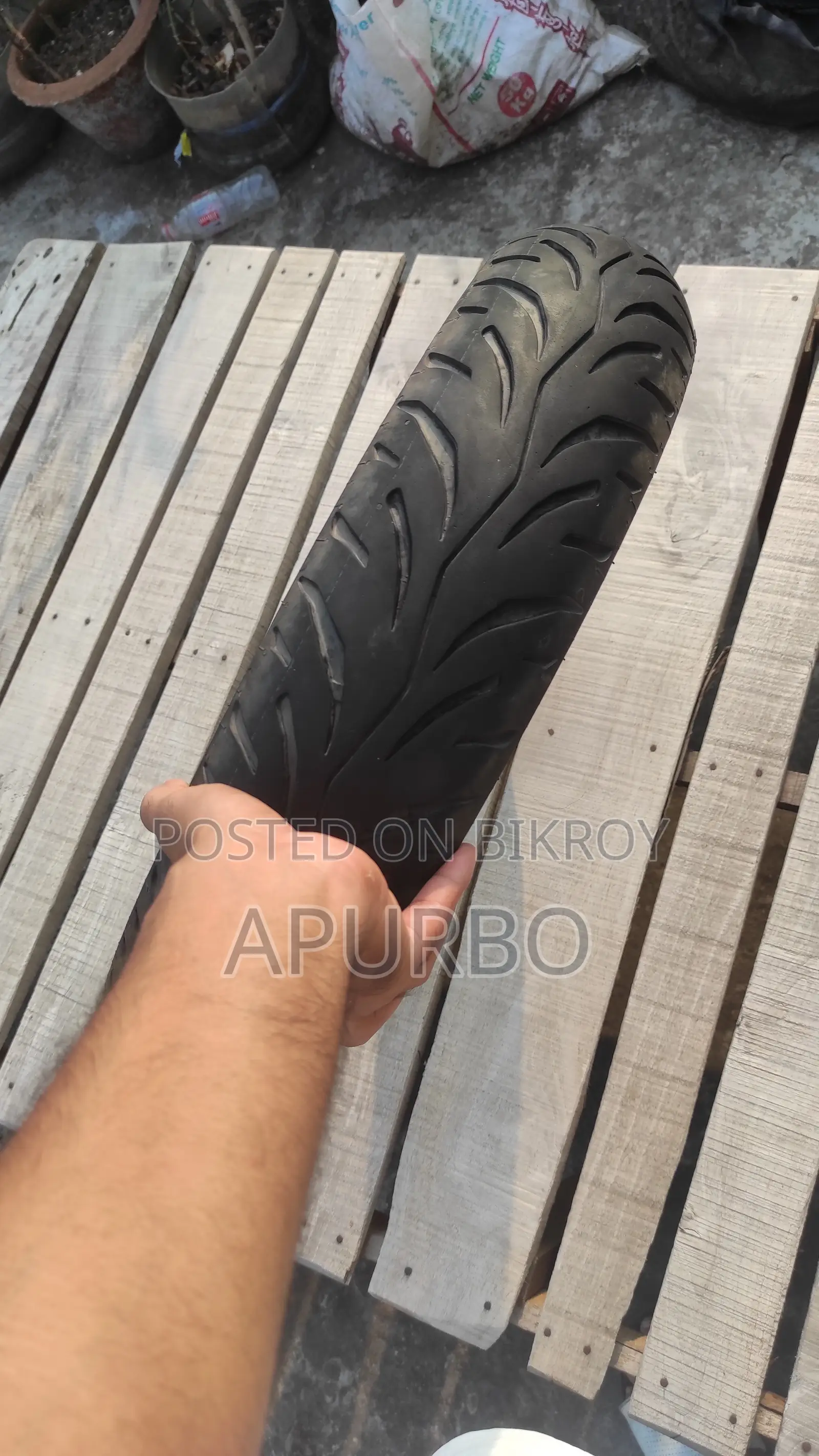 Tire fully new,