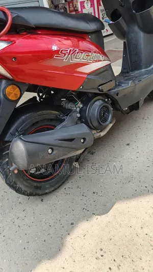 Runner Scooty 110 2022 Red