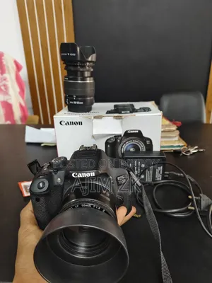 Canon 700D