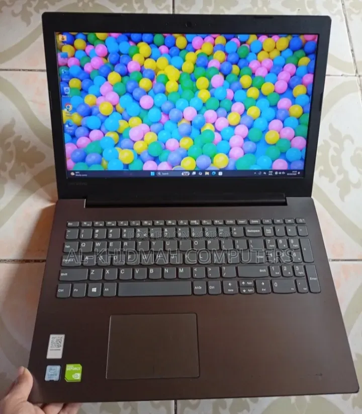Lenovo Laptop 8GB Intel Core i5 256GB SSD