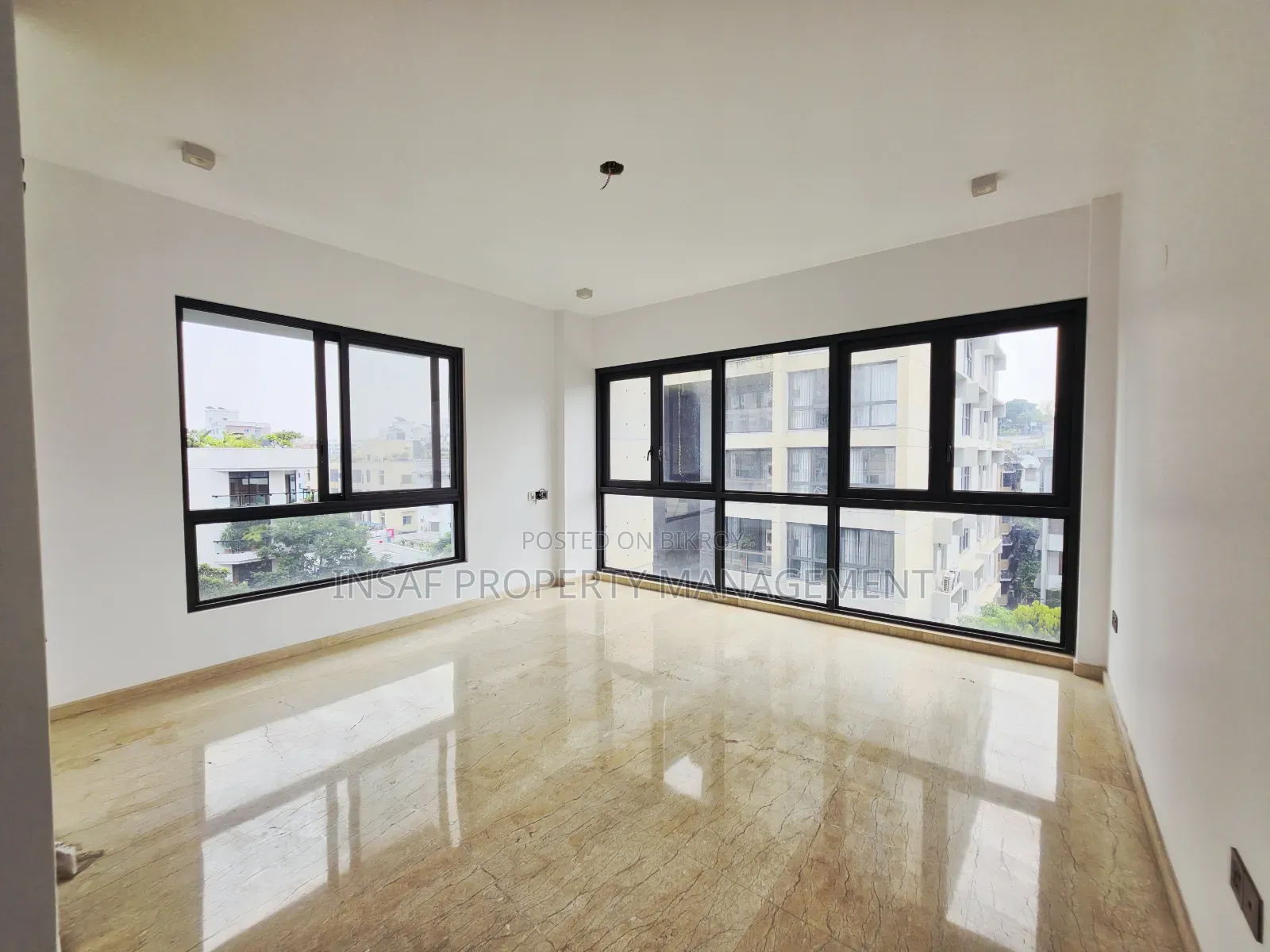 4 Bedroom Apartment in Baridhara for sale