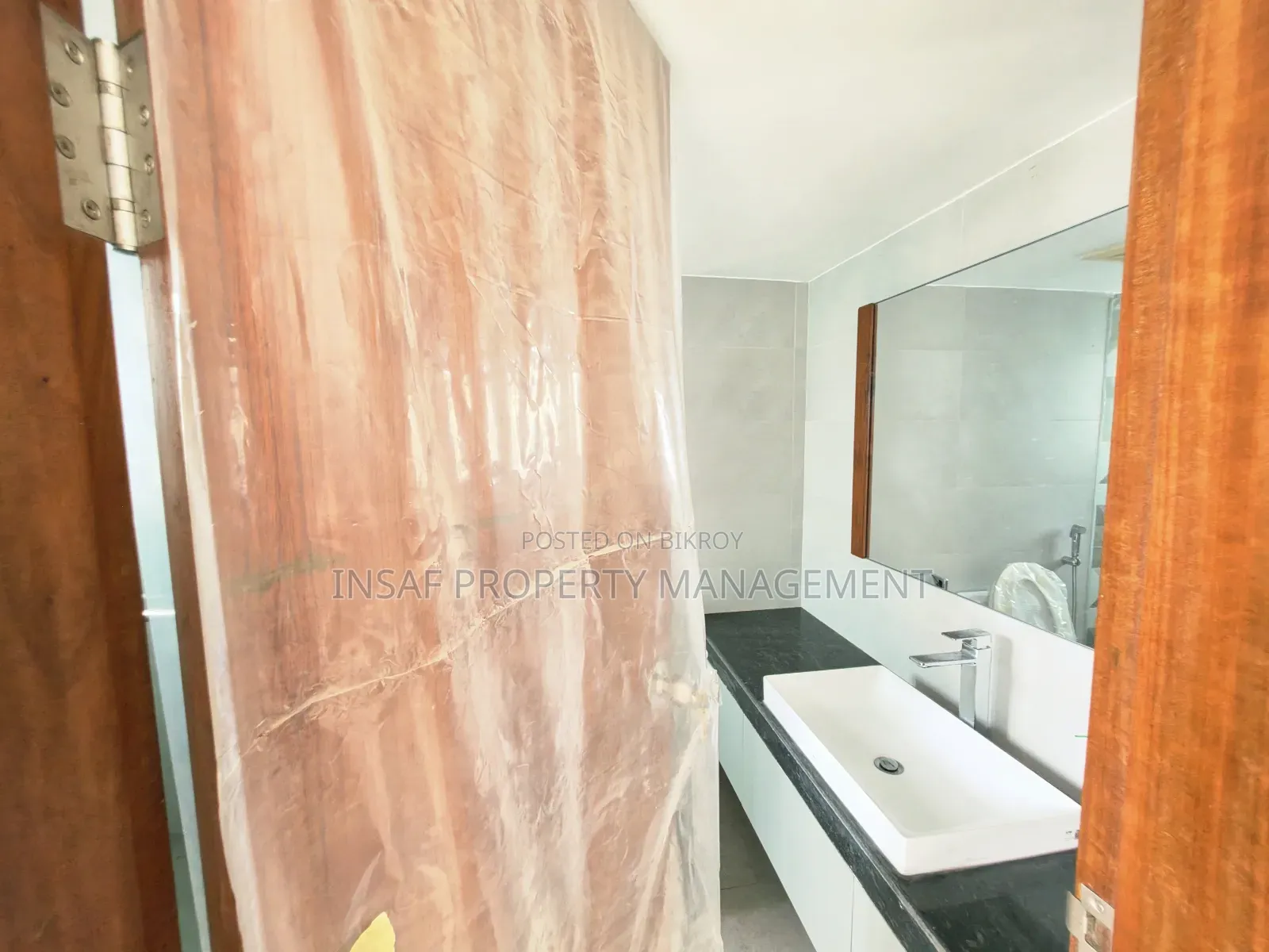 4 Bedroom Apartment in Baridhara for sale