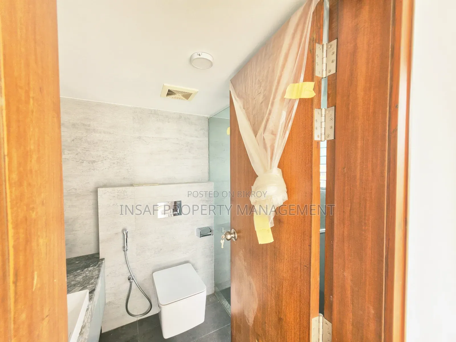 4 Bedroom Apartment in Baridhara for sale