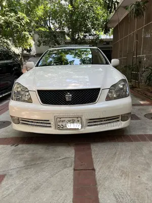 Toyota Crown 2005 White