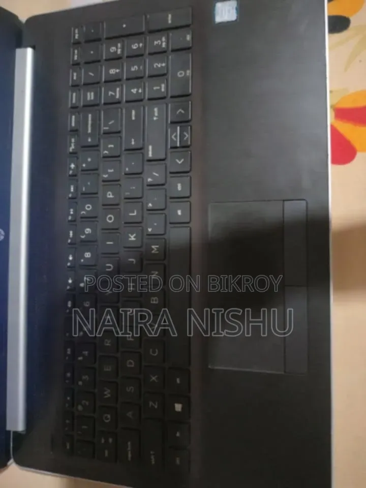 Laptop HP 4GB Intel Core i3 SSD 1T