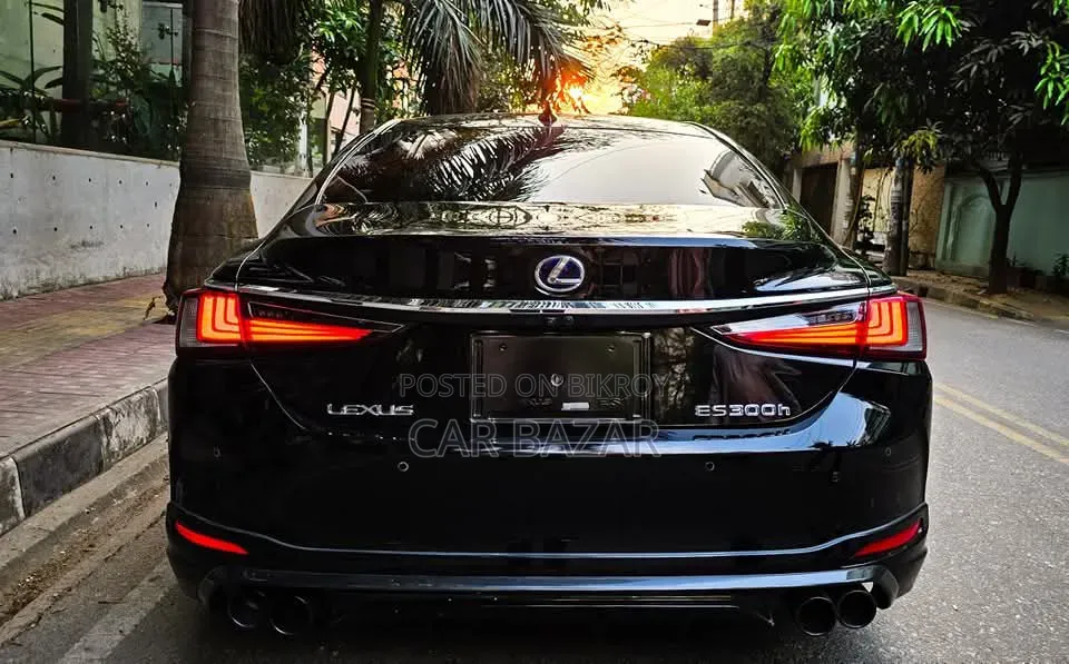 Lexus ES 300h Ultra Luxury 2020 Black
