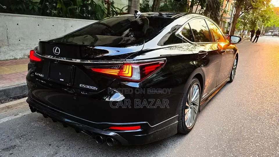 Lexus ES 300h Ultra Luxury 2020 Black