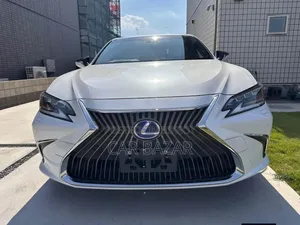 Lexus ES 300h Ultra Luxury 2020 White