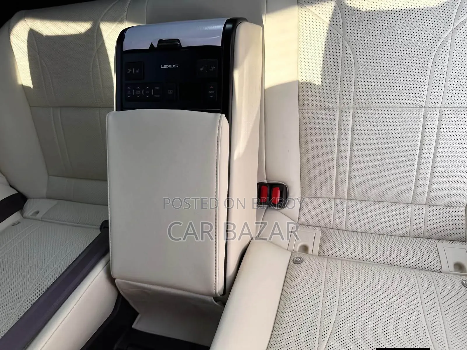 Lexus ES 300h Ultra Luxury 2020 White